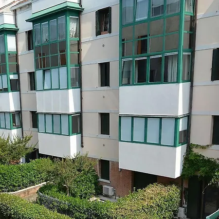 Stunning Sunset Balcony Apartament *