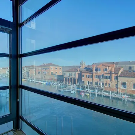 Stunning Sunset Balcony Apartament